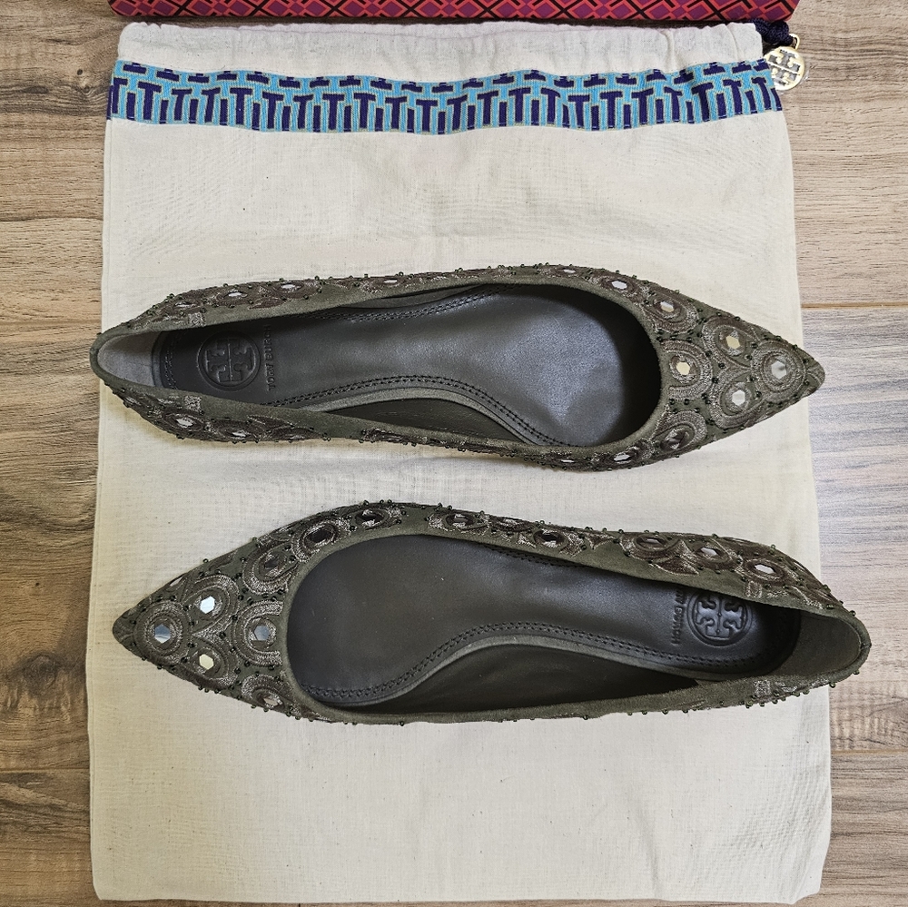 Tory Burch 'Yasmin' Embellished Ballet Flat - Picture 11 of 12